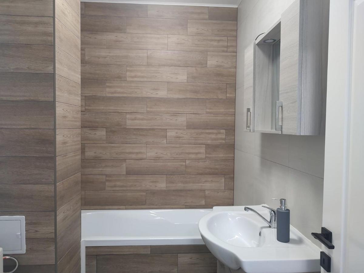 Apartamento Silvia Resident Oradea Exterior foto